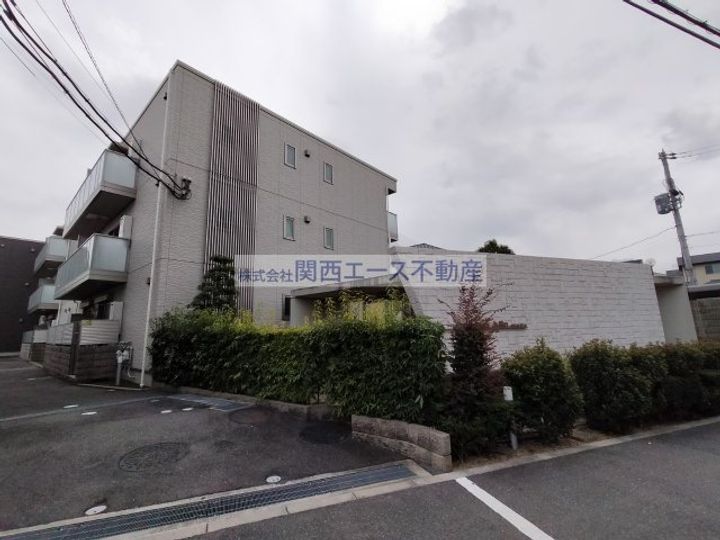 アトレッテジーロの外観