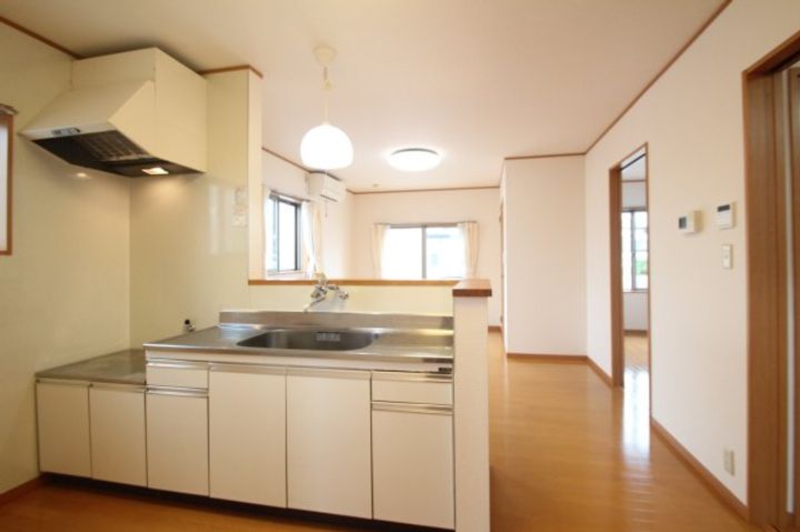 栃木県鹿沼市上殿町(一戸建)の賃貸物件のキッチン