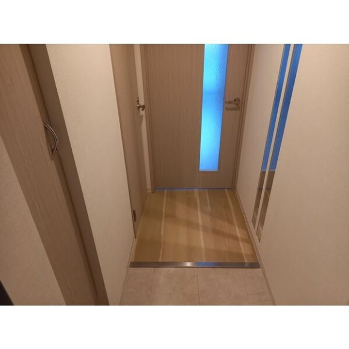 NFPガーデン月寒西の玄関