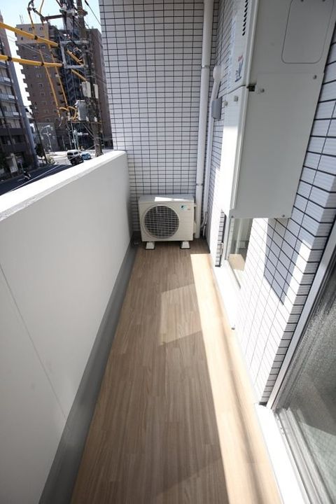 メインステージ三ノ輪EASTの内装