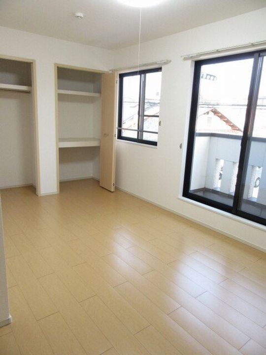 京都府京都市伏見区深草大亀谷内膳町(アパート)の賃貸物件の居間