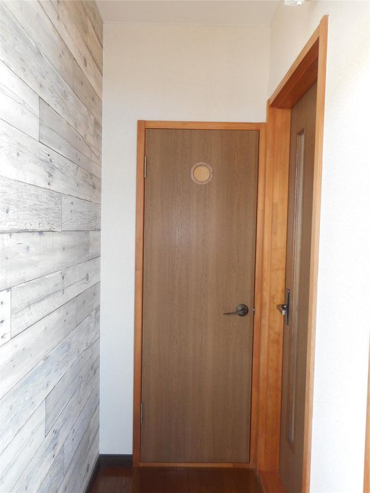 広明ハイツの居間