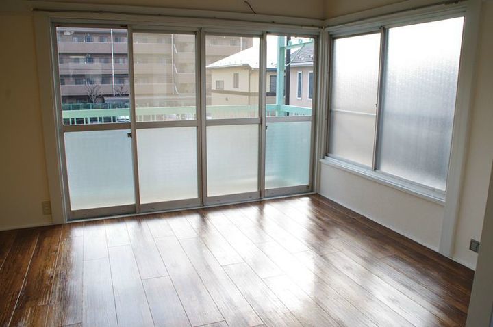 塚田荘の居間