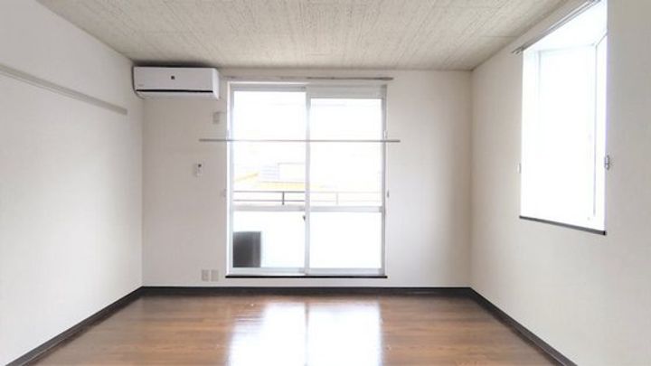 レーベンハイツの居間