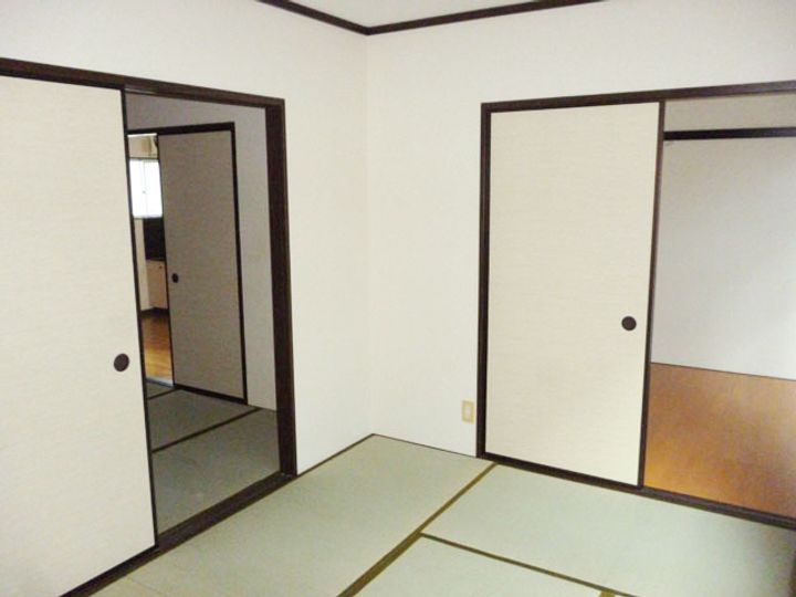 ラフォーレ城南の内装