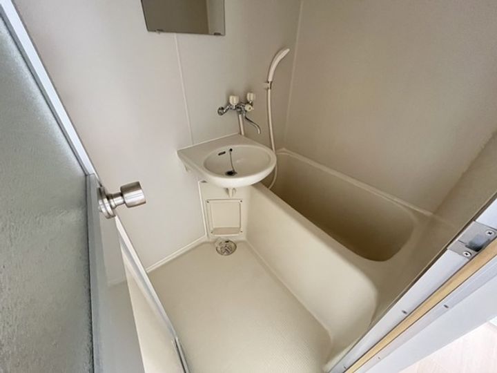 第1下原ビルの風呂