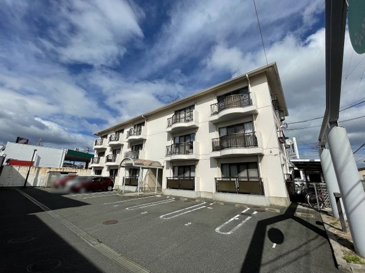 岡山県倉敷市宮前(アパート)の賃貸物件の外観