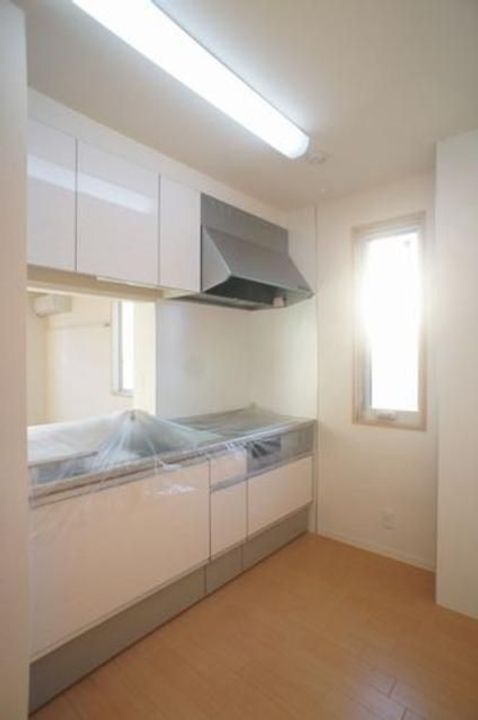 栃木県佐野市赤坂町(アパート)の賃貸物件のキッチン