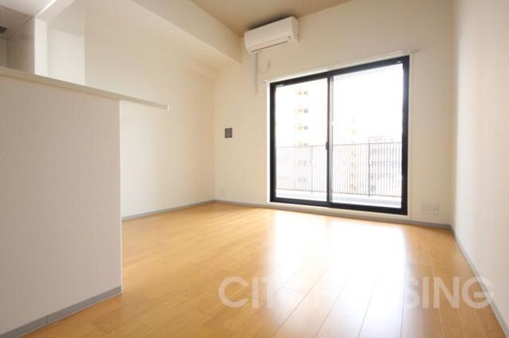 ヴァンドーム新蔵の居間