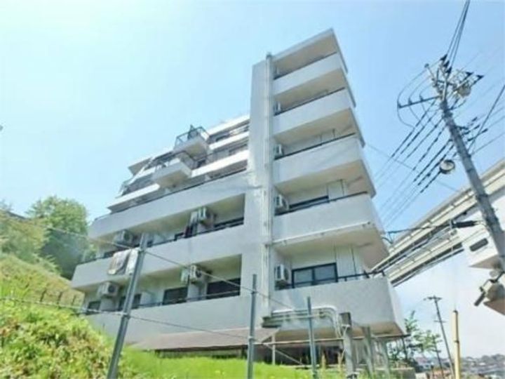 Uトピア高幡不動 ユートピアタカハタフドウの外観