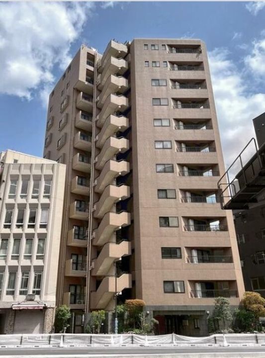 東京都渋谷区千駄ヶ谷5(マンション)の賃貸物件の外観