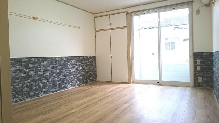 エクウェルハイツの居間