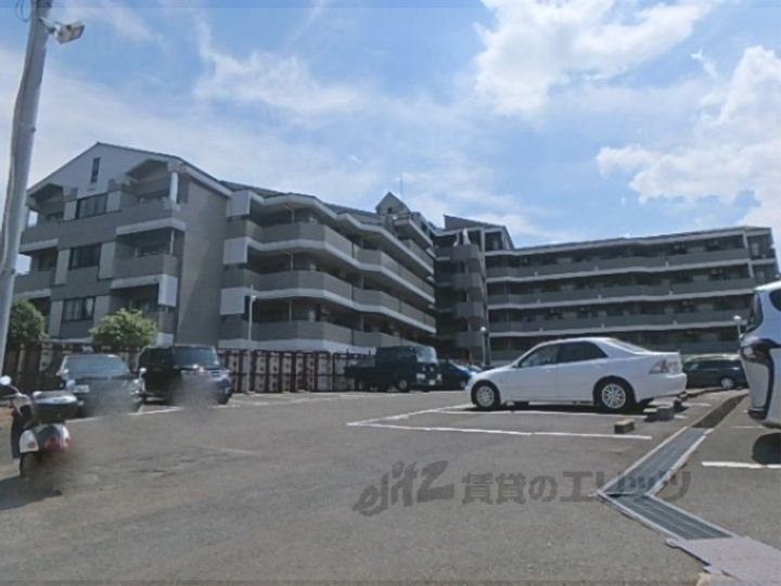 アメニティ双ケ丘の外観