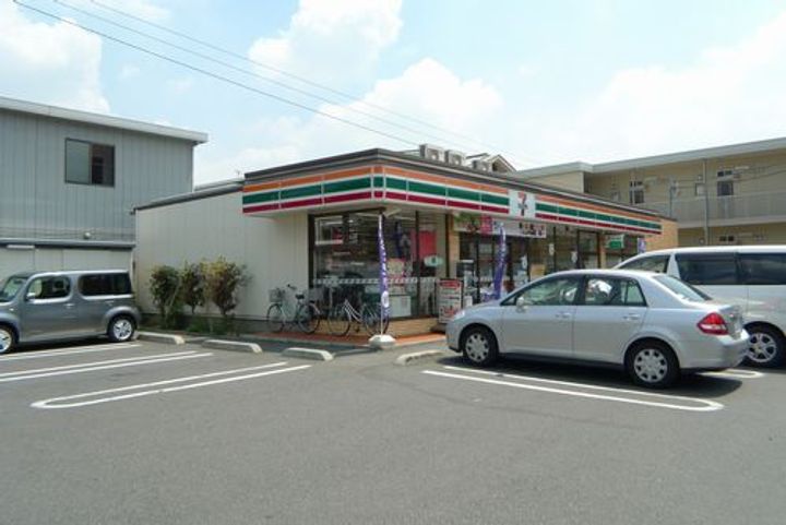 SHMサンパティークの周辺