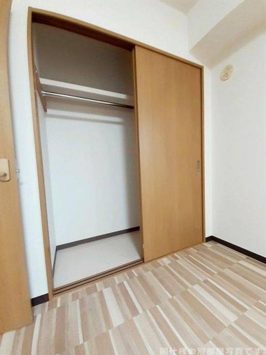 ロイヤルハートピア郷津Aの内装