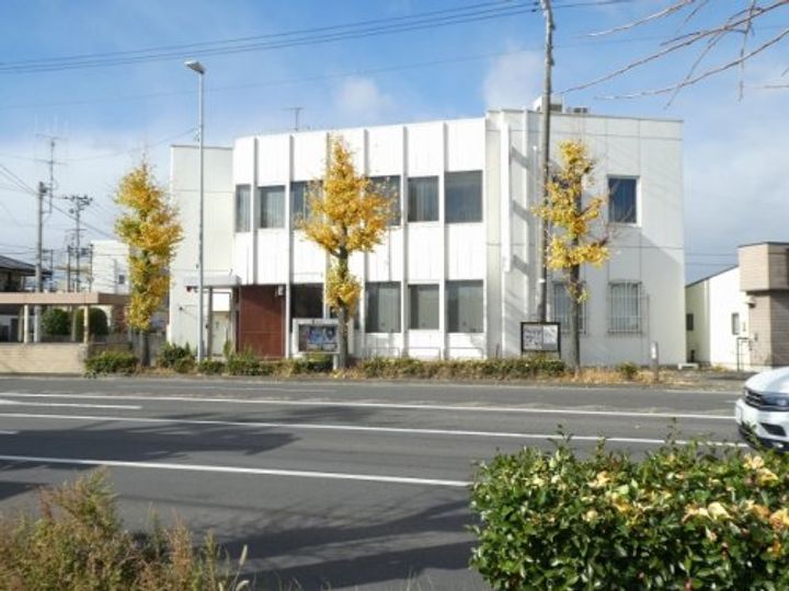 アクシィヴVIIの周辺