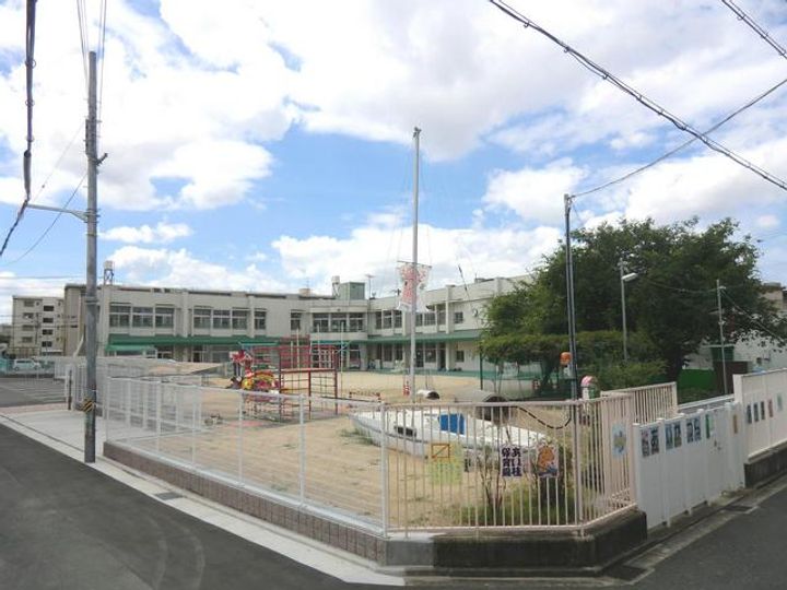 カーサフィオーレ弐番館の周辺
