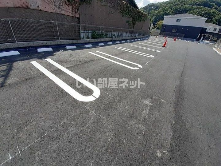 京都府亀岡市荒塚町1(アパート)の賃貸物件の地図