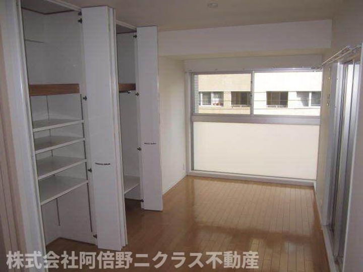 ノステルコート夕陽丘の居間