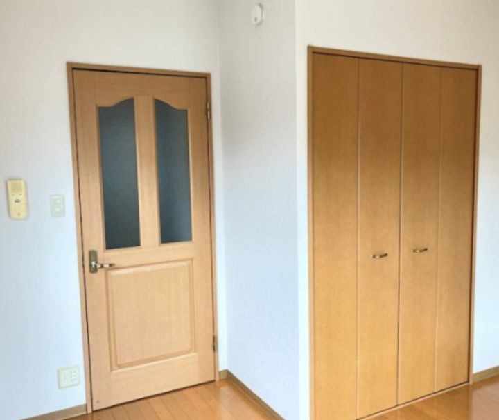 神奈川県横浜市港南区上大岡西3(マンション)の賃貸物件の居間