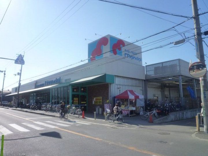 リフレKAWANISHの周辺