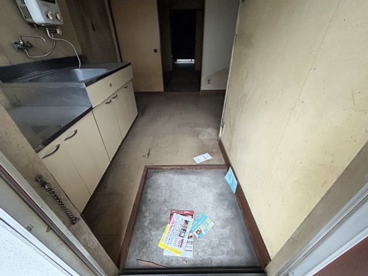 田畑マンションA棟の玄関