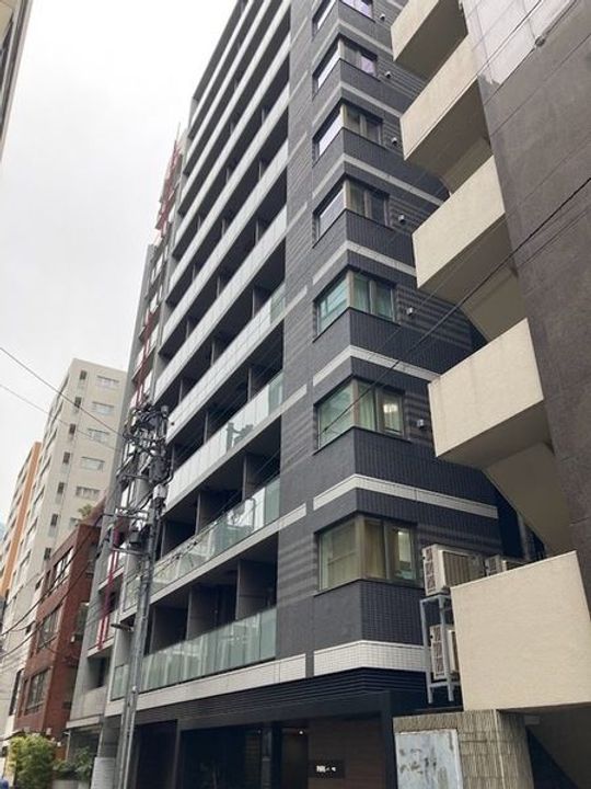 東京都千代田区神田多町2(マンション)の賃貸物件の外観