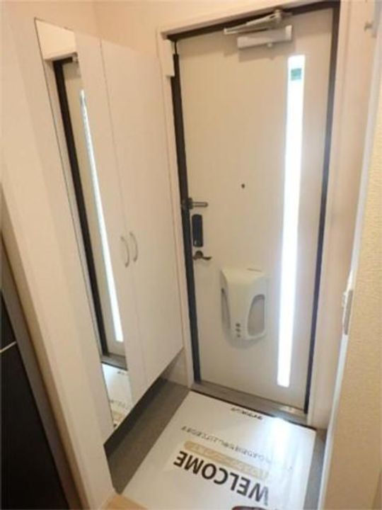 ルミエールAの玄関