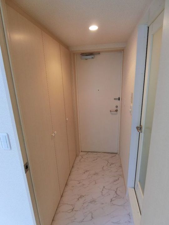 オーパスホームズ芝公園の玄関