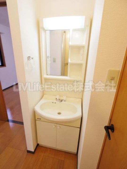 東京都西東京市柳沢1の賃貸アパートの内装