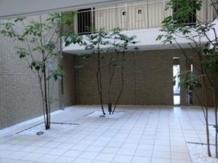 ガーデン萩中の地図