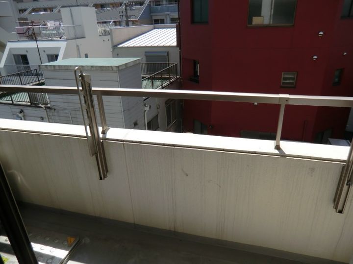 ガーデン萩中の内装