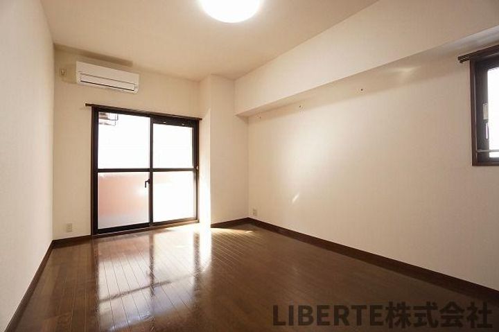 福岡県福岡市博多区東光2(マンション)の賃貸物件の居間