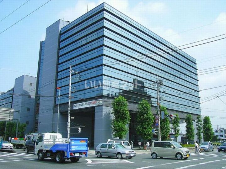 ロイヤルガーデンの周辺