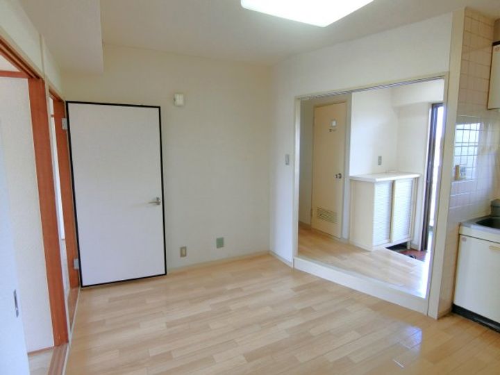 千葉県いすみ市岬町椎木(マンション)の賃貸物件の居間