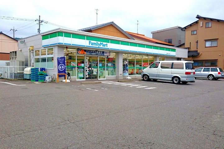 SH アンジュールの周辺