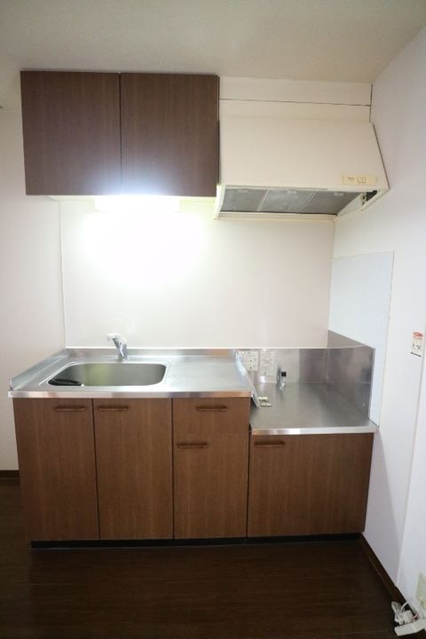 岡山県倉敷市大島(アパート)の賃貸物件のキッチン