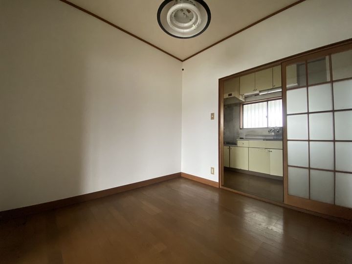 コーポセエムの居間