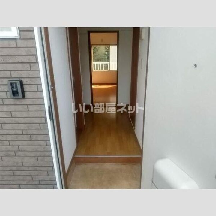 ピアパレスAの玄関