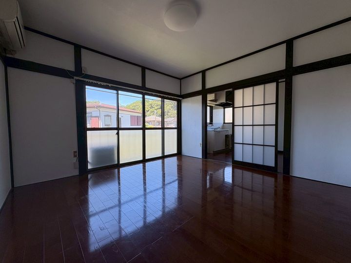 コーポみやかわの居間
