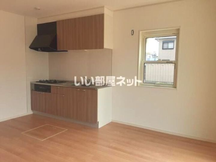 埼玉県吉川市中央2(アパート)の賃貸物件のキッチン