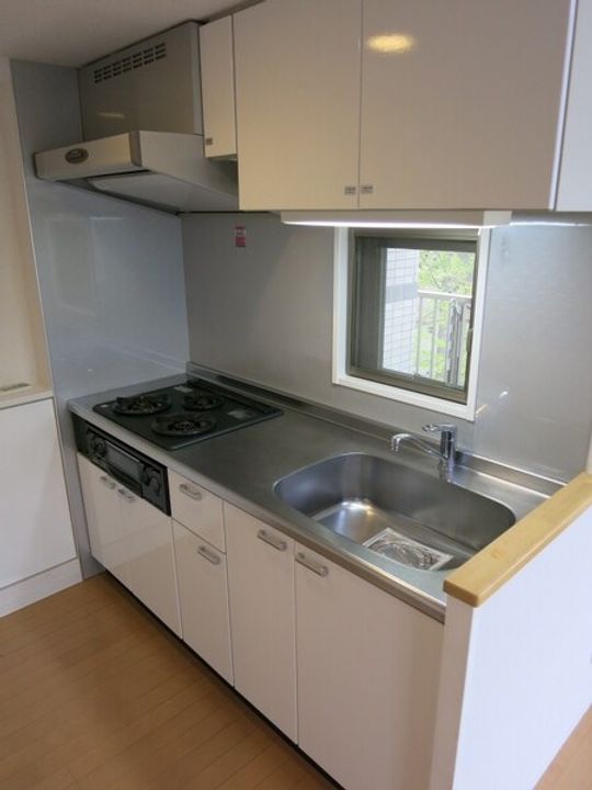東京都調布市八雲台1(マンション)の賃貸物件のキッチン