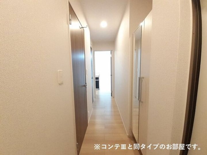 滋賀県草津市野村7(アパート)の賃貸物件の玄関