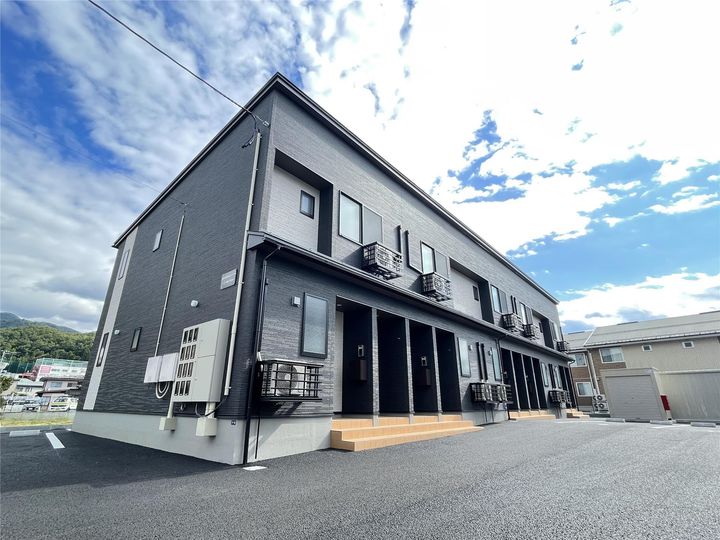 山形県山形市鈴川町3(アパート)の賃貸物件の外観