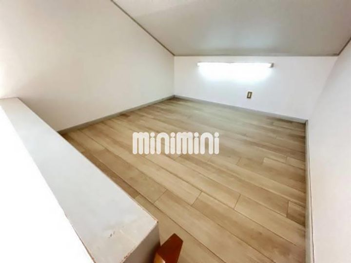 アップル可児の内装