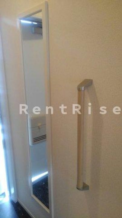 クレイノフォルシアの玄関