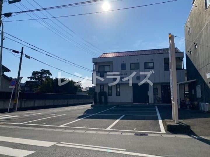 クレイノフォルシアの周辺