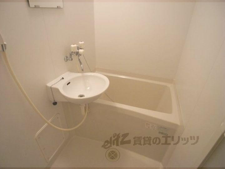 レオパレスウェルスtenの風呂