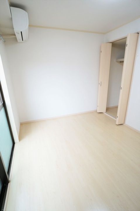 神奈川県川崎市多摩区登戸(マンション)の賃貸物件の居間