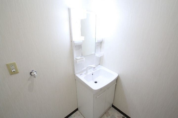 フレグランス中山東 A棟の内装